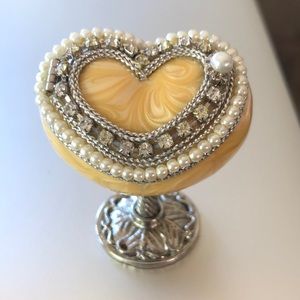 Kingspoint Designs heart Trinket Box